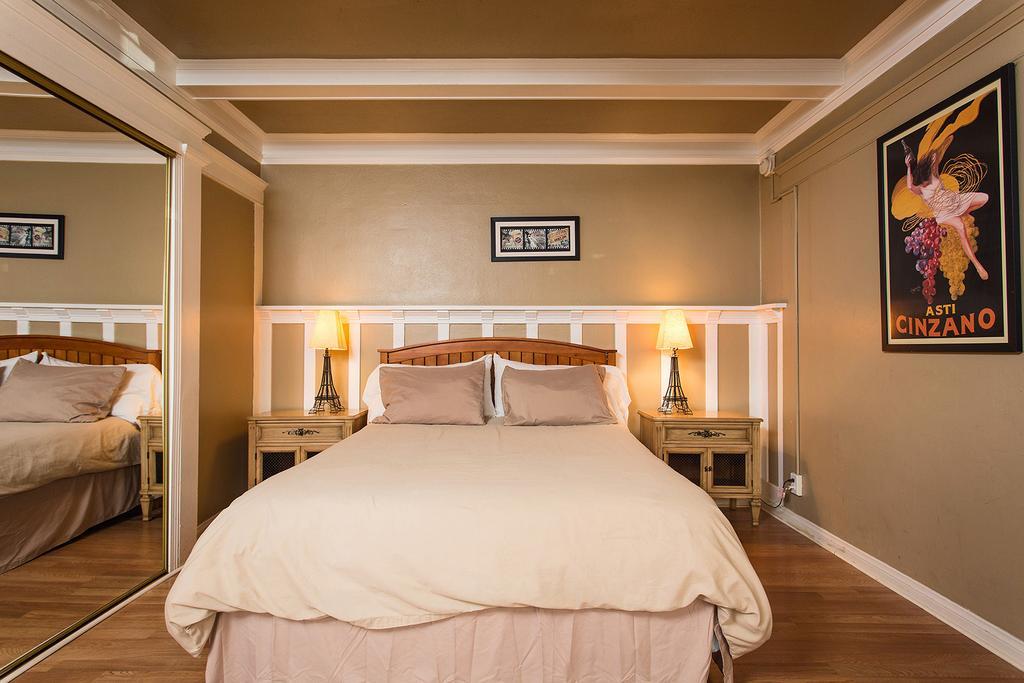 Hollywood Hills Suites Los Angeles Exterior foto